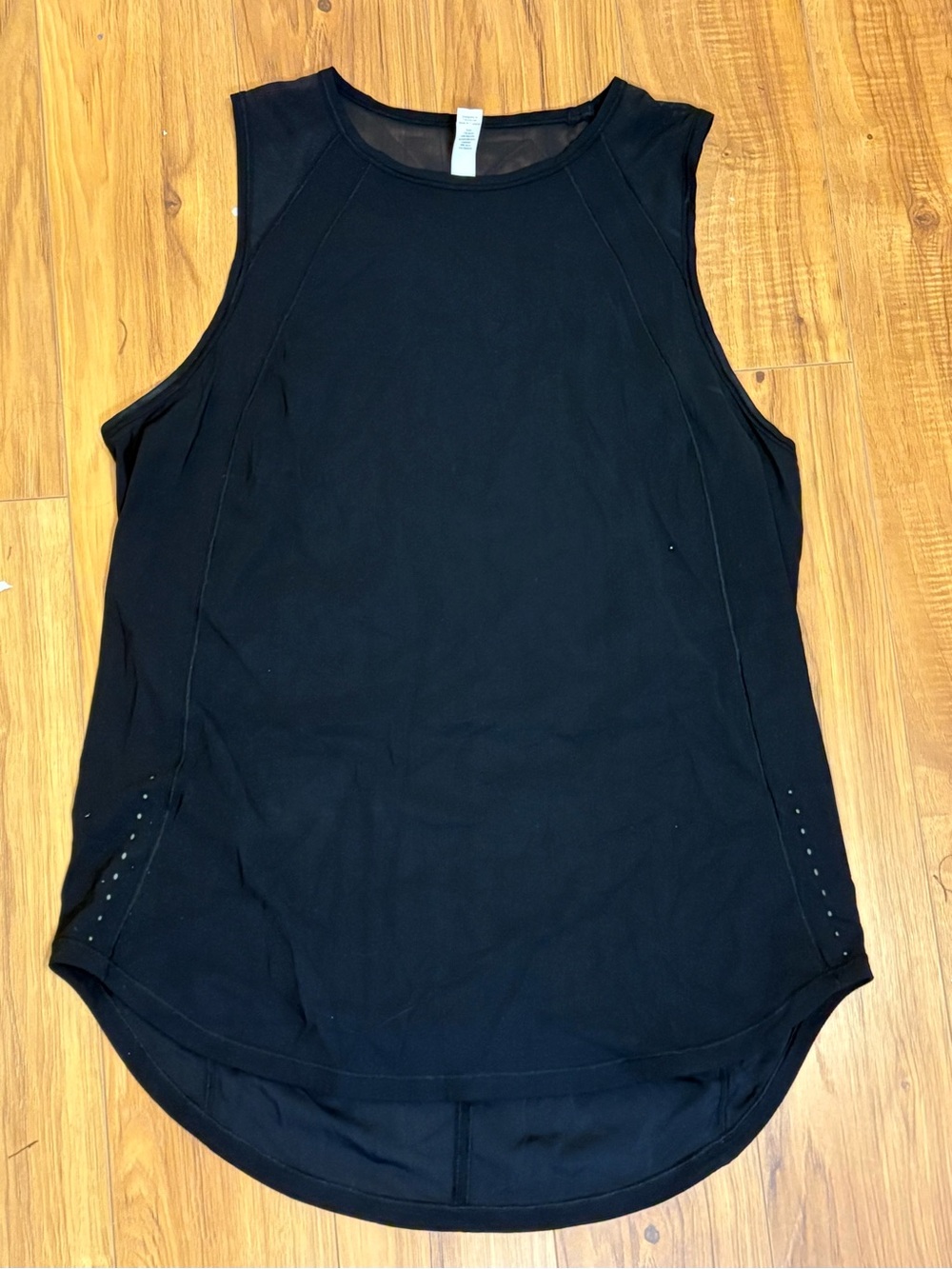 Lululemon Black Sleeveless Athletic Tank Top Size 8 gym workout running athletic